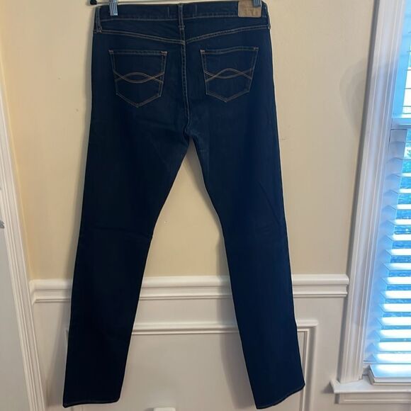 Abercrombie and Fitch Erin Straight Jeans Long - Picture 5 of 7